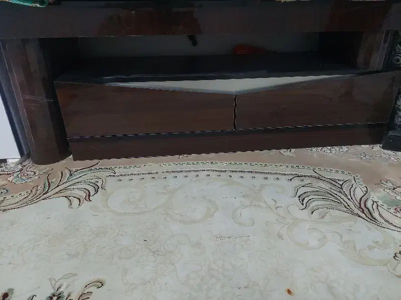 سالم درحدنو|میز و صندلی غذاخوری|سیرجان, |دیوار