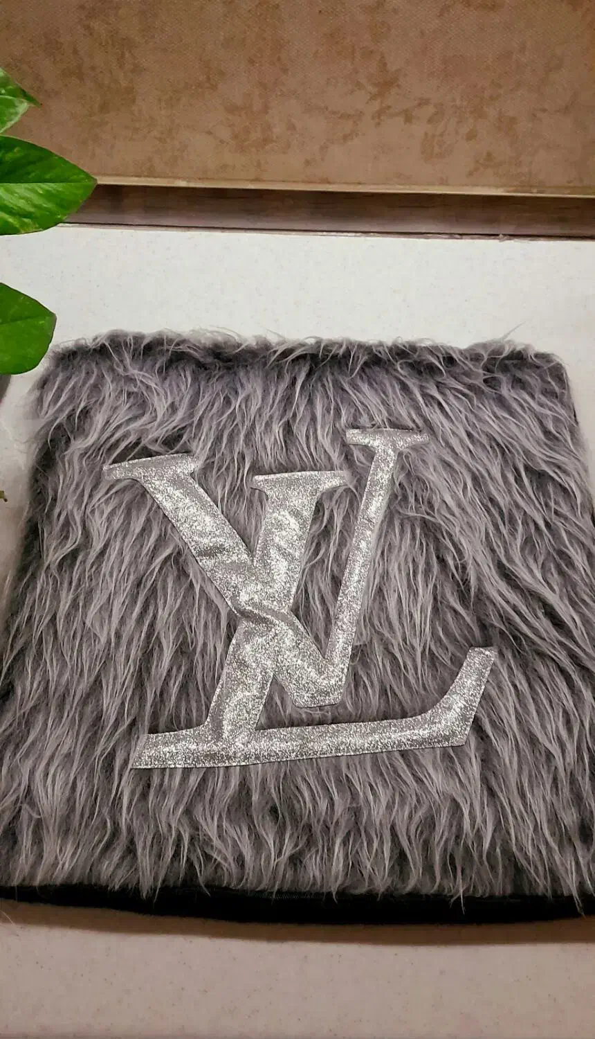 رانر نقره ای|رختخواب، بالش، پتو|سبزوار, علمدار|دیوار