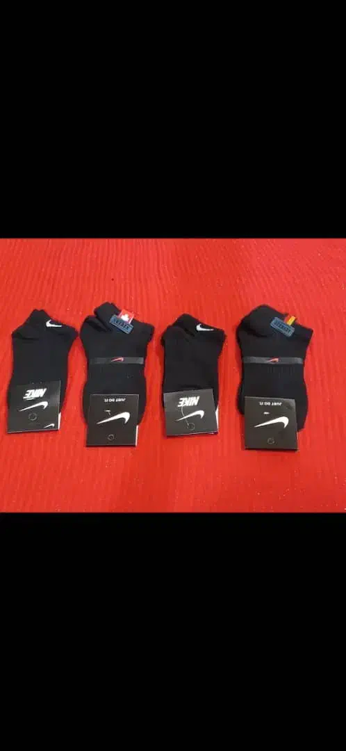 لباس زیر و جوراب|لباس|اراک, |دیوار