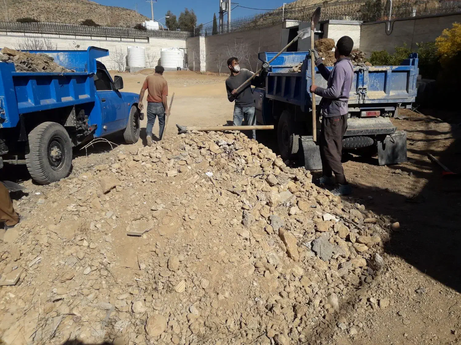 حمل وکنترات نخاله ومصالح ساختمانی در کمترین زمان|خدمات حمل و نقل|شیراز, طلاب|دیوار