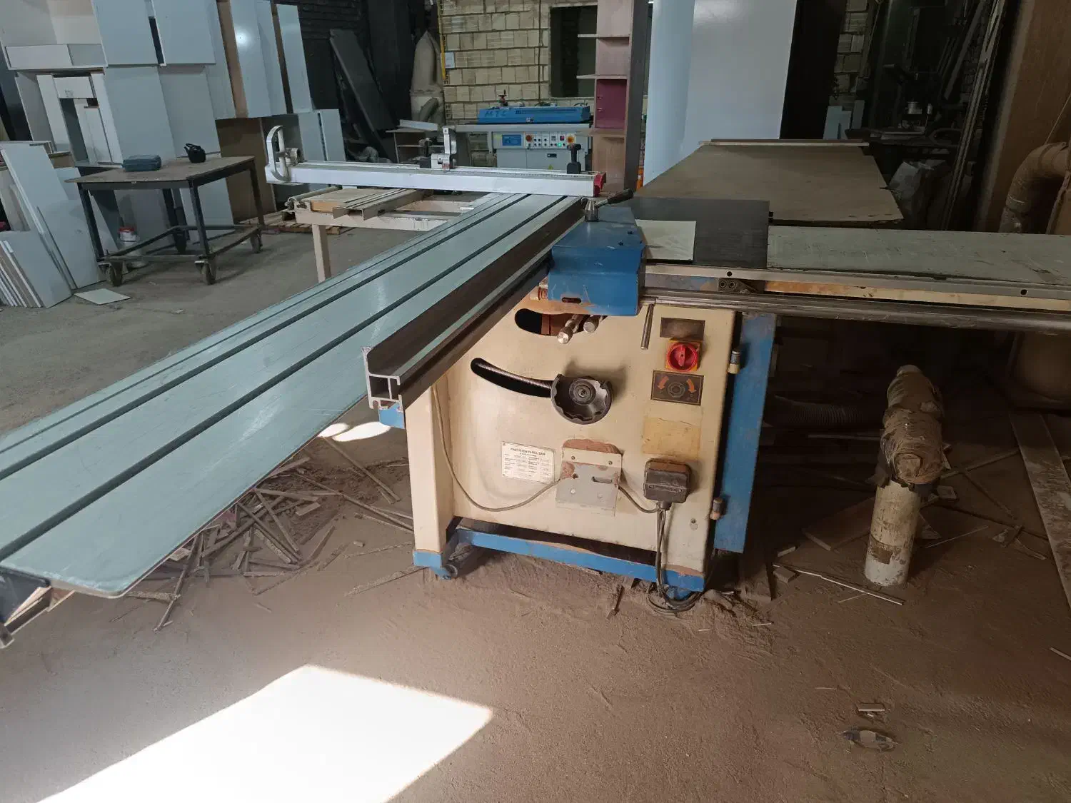 دورکن پنل بر 220مشکات|ماشین‌آلات صنعتی|اصفهان, سودان|دیوار