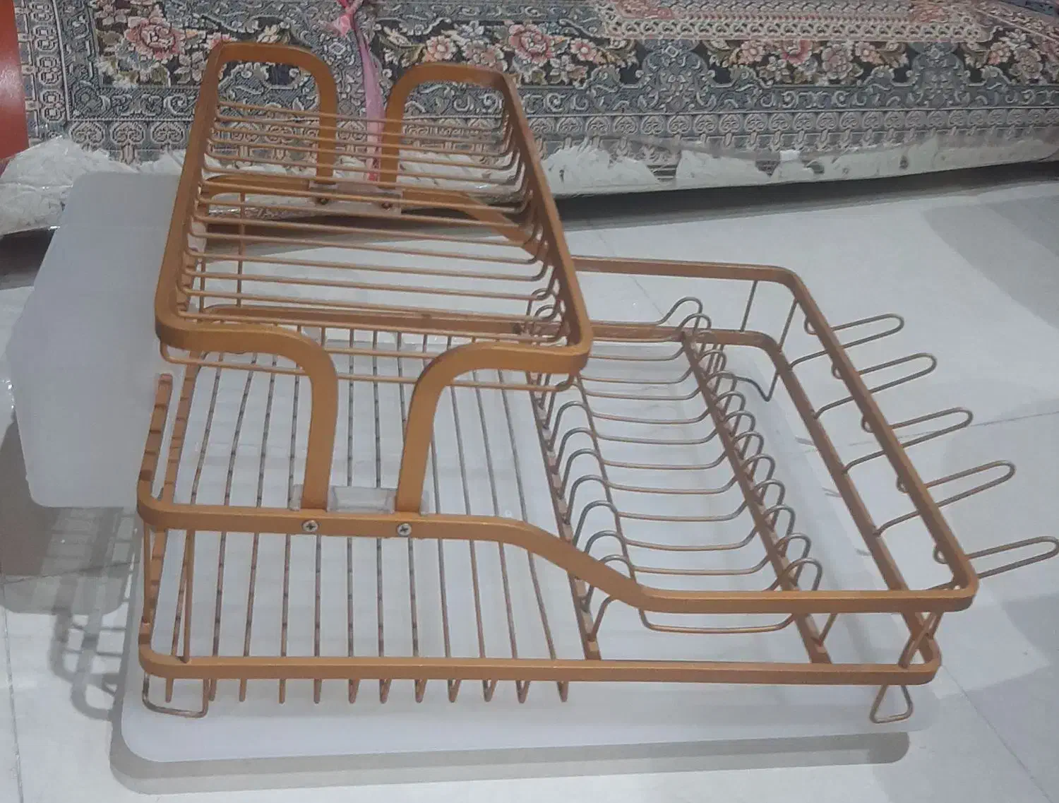 آبچکان یک و نیم طبقه آلومینیومی طلایی|آبچکان و نظمدهنده ظروف|رشت, حسین آباد|دیوار