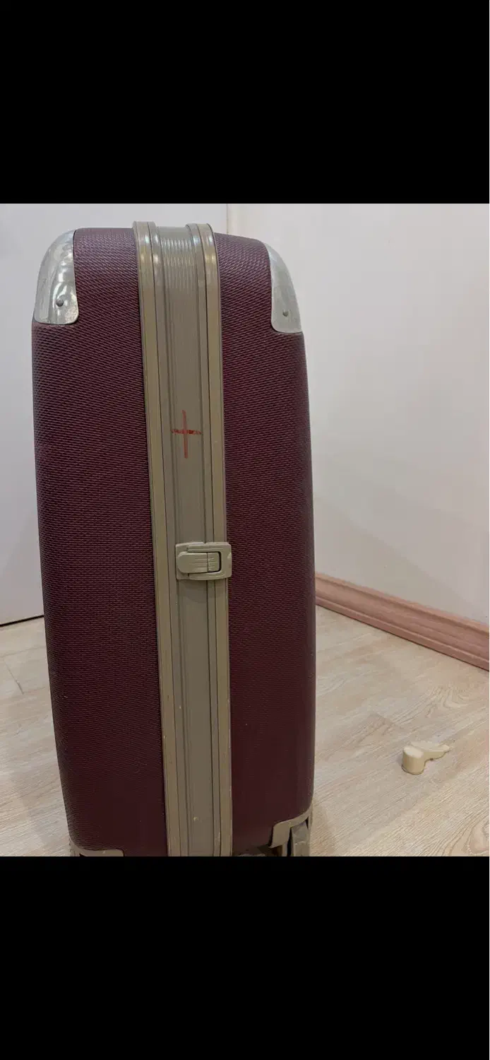 چمدان|کیف، کفش، کمربند|تایباد, |دیوار