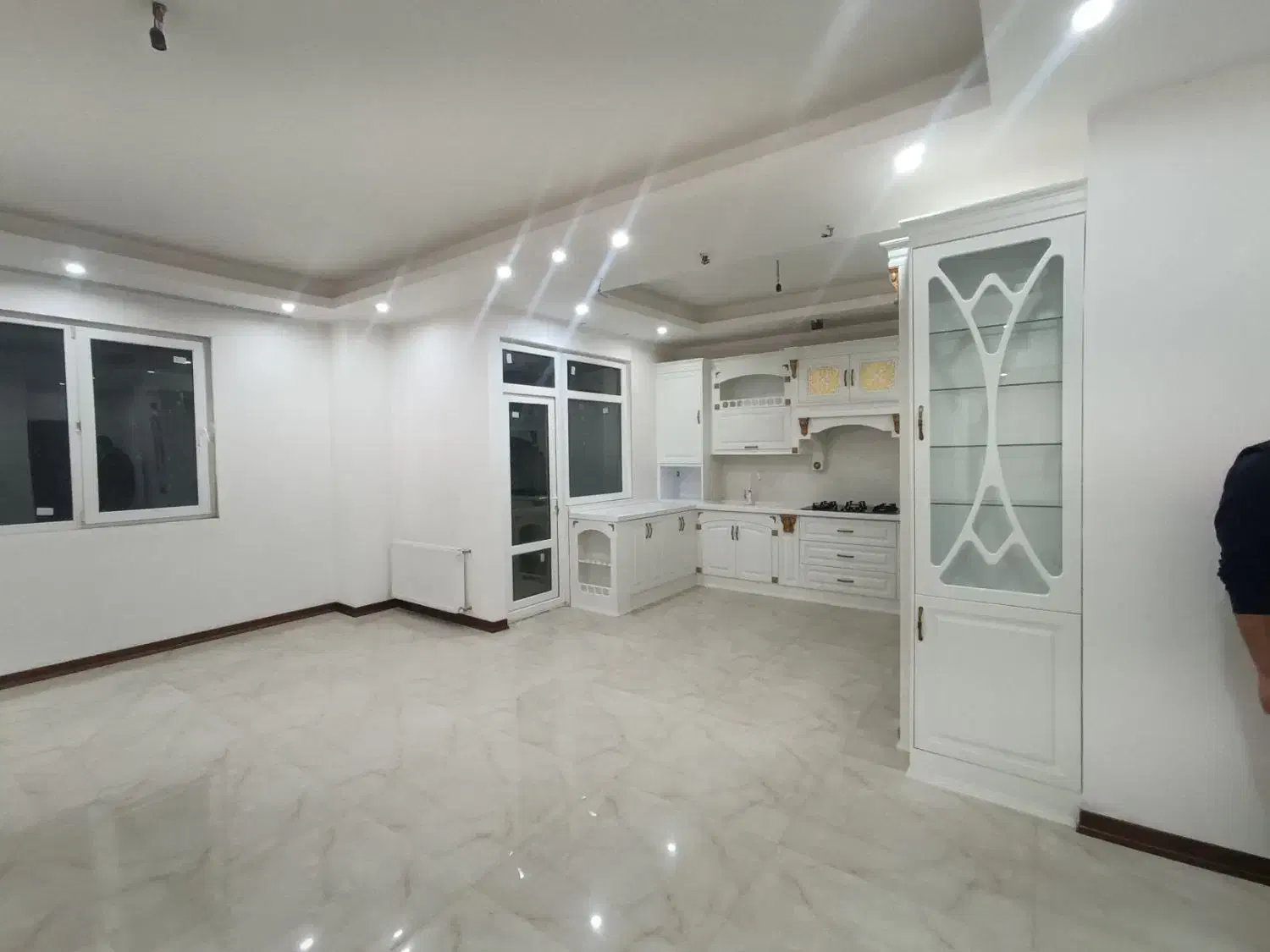 ۱۰۰ متر تجهیز شده گلستان ۲ واحد لوکس|فروش آپارتمان|مشکیندشت, |دیوار