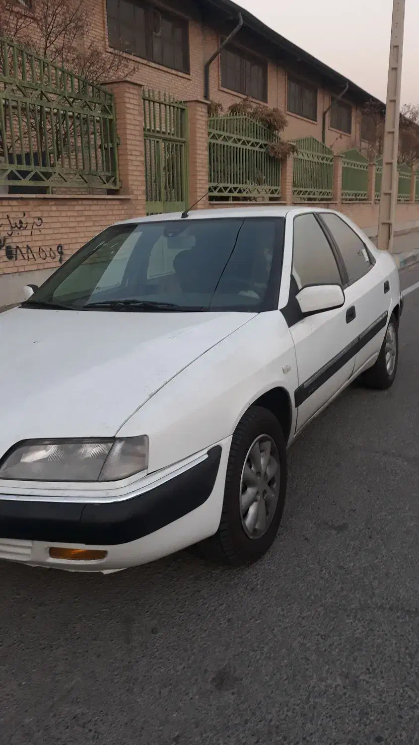 زانتیا ۲۰۰۰ سفید کم کار|خودرو سواری و وانت|گرمدره, |دیوار