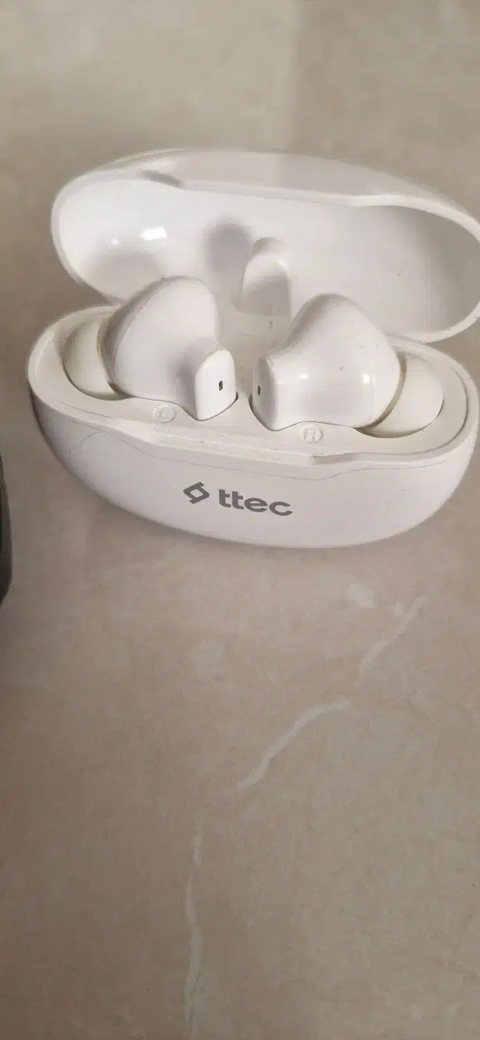 دوعدد هندزفری سالم|پخش‌کننده همراه|تهران, کیانشهر|دیوار