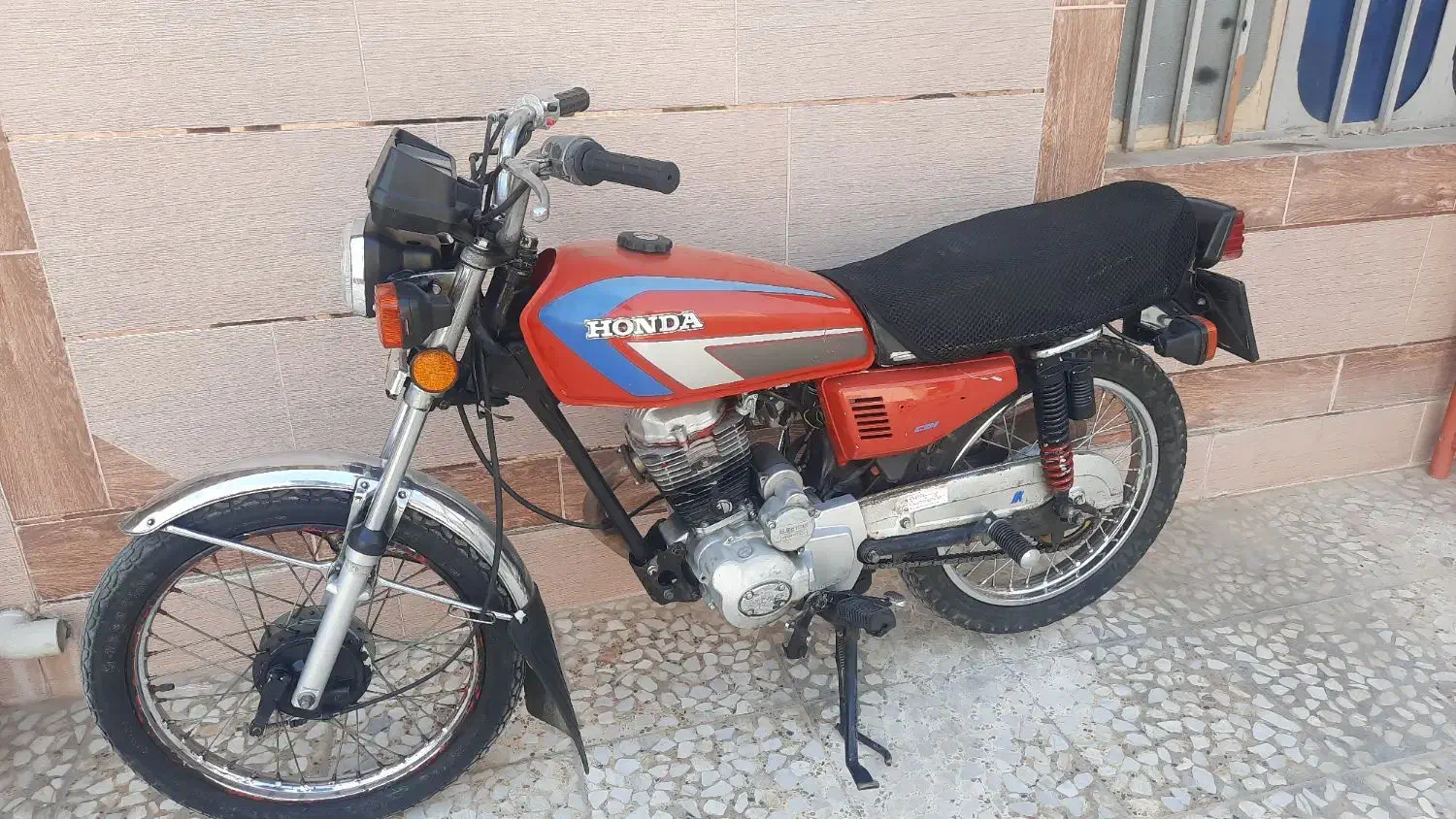 موتور ۲۰۰ مدل ۸۶|موتورسیکلت|برازجان, |دیوار