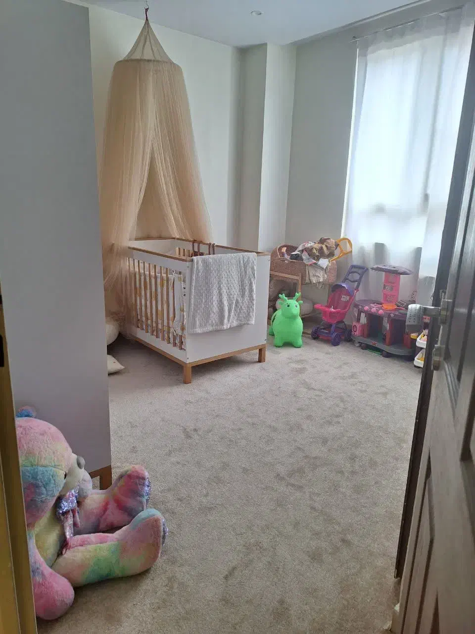 ۱۱۴مترتهرانسرشهرک آزادی تک واحدتخلیه(مالک )