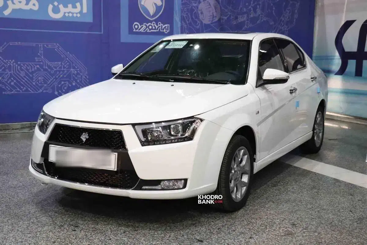 دنا پلاس 1402|خودرو سواری و وانت|فولادشهر, B2|دیوار