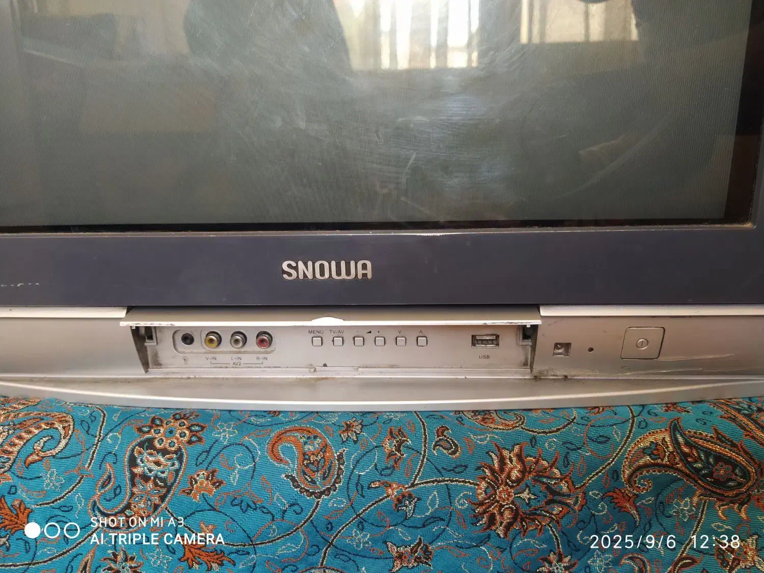 تلویزیون قدیمی اسنوا|تلویزیون و پروژکتور|مشهد, پروین اعتصامی|دیوار