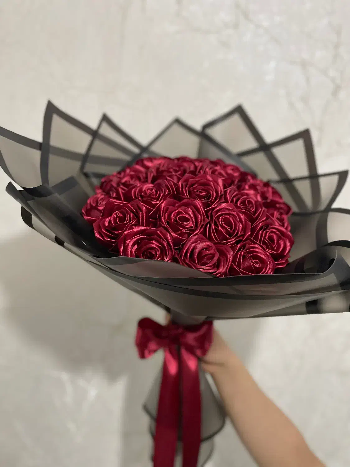 دسته‌گل وباکس گل ربانی|گل مصنوعی|اصفهان, بوستان کوهستانی صفه|دیوار