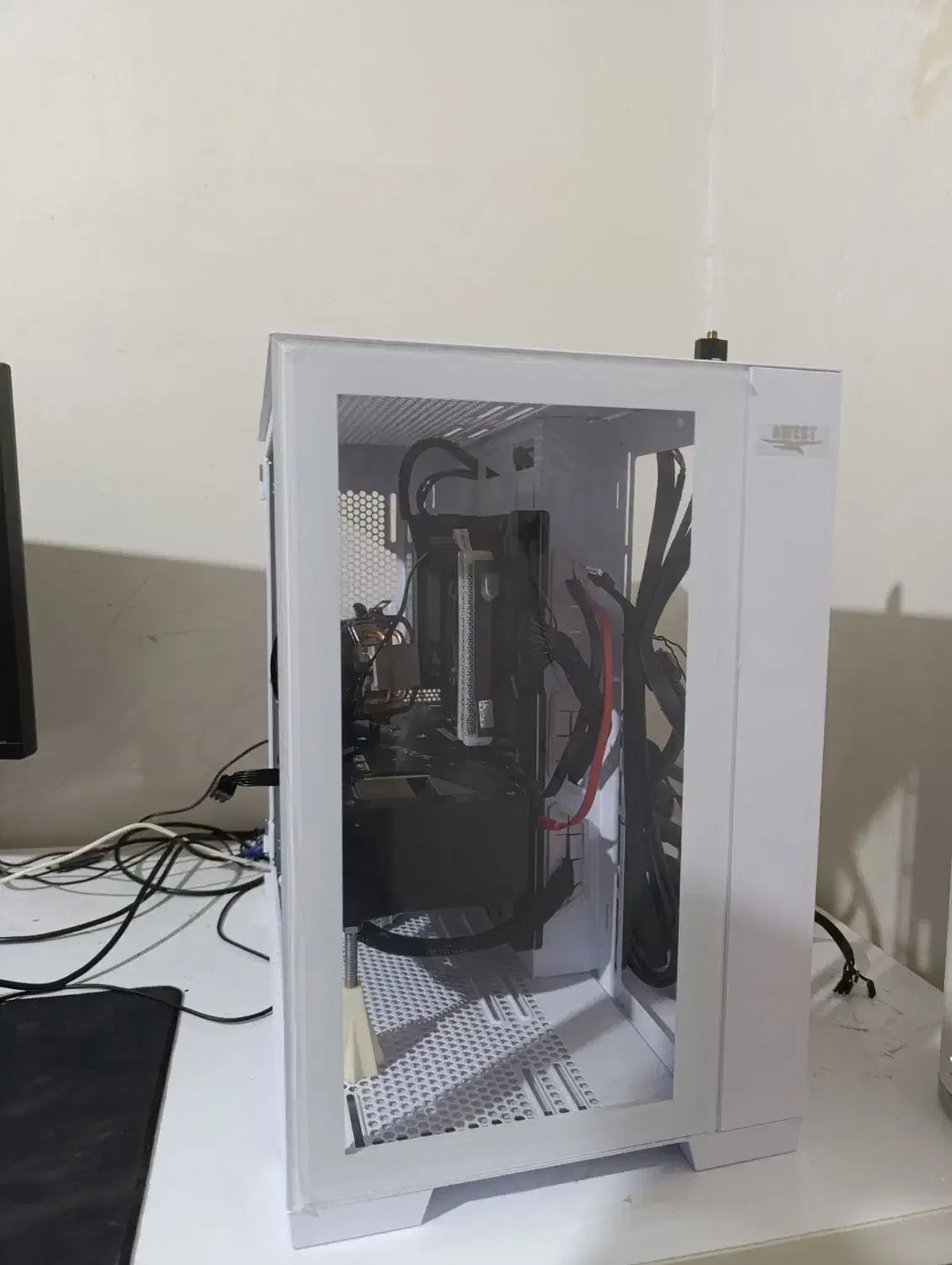 کیسAWEST GT AQ14-MW|قطعات و لوازم جانبی رایانه|قرچک, محمد آباد|دیوار