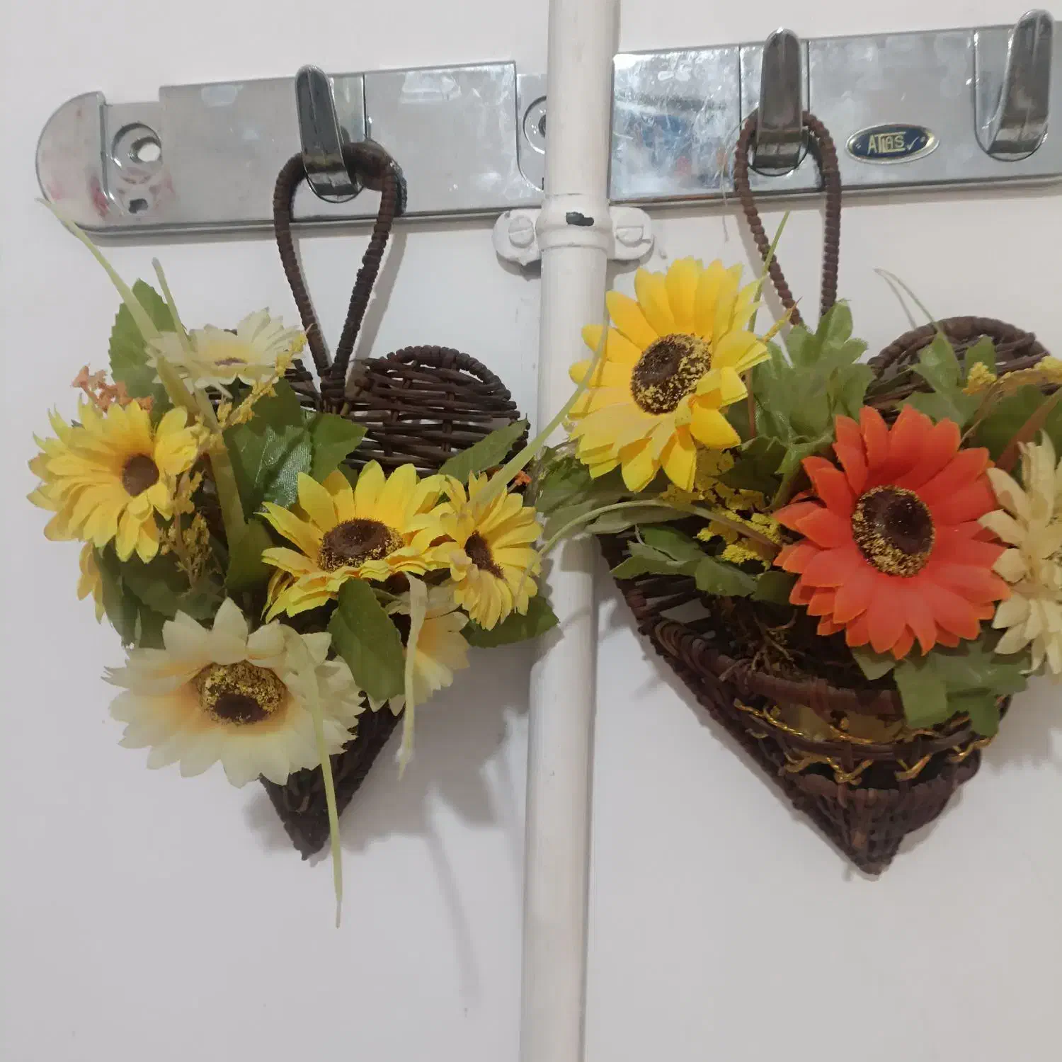 گل وگلدان|گل مصنوعی|بیرجند, |دیوار