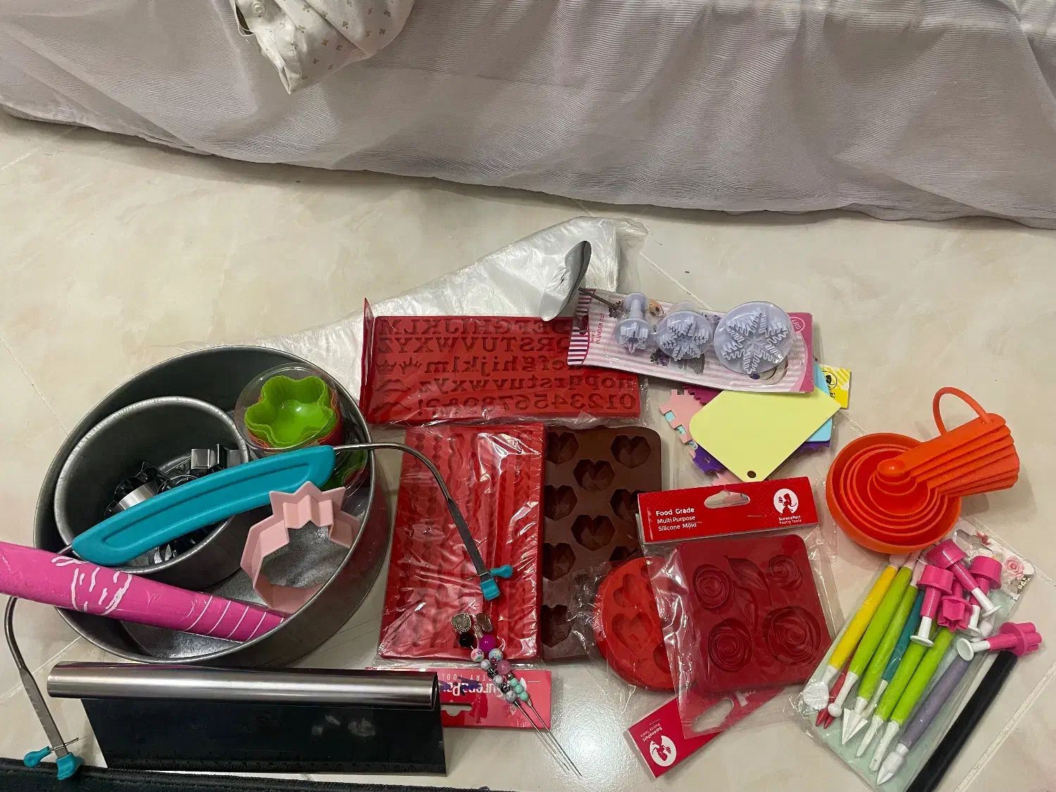 ابزار و وسایل کیک پزی،شیرینی پزی،کوکی|ظروف پخت‌وپز|قم, پردیسان|دیوار