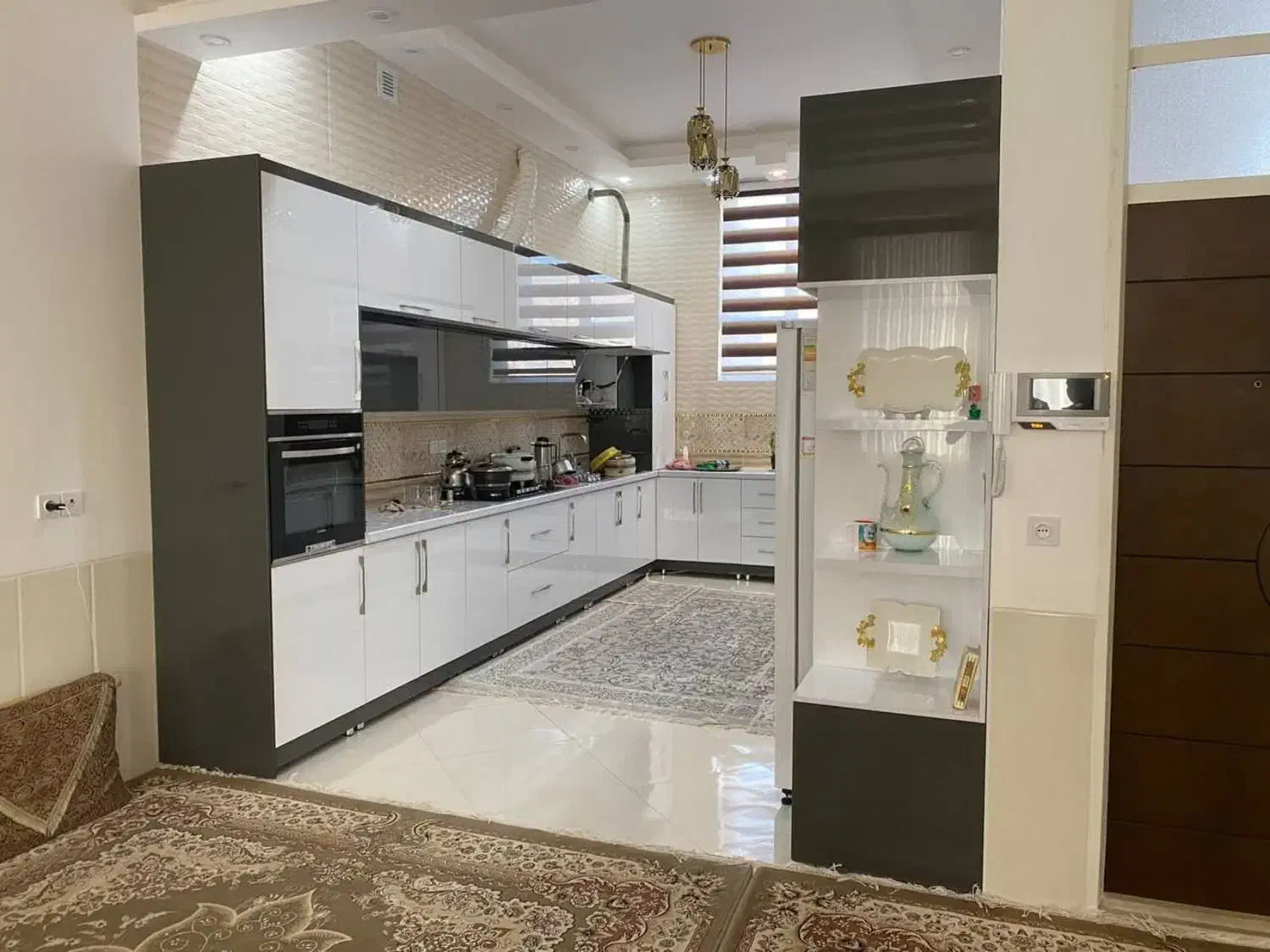 کابینت و کمد دیواری و درب چوبی|آب‌چکان و نظم‌دهنده ظروف|قم, نیروگاه|دیوار