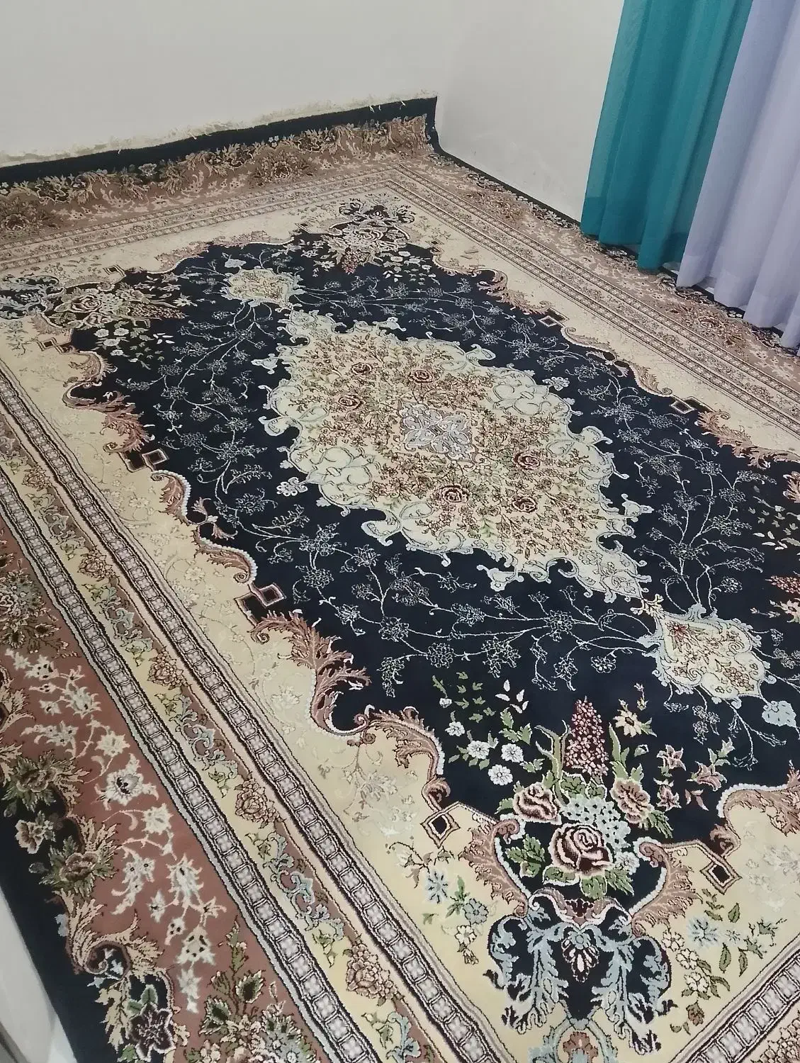 فرش 700شانه دو عدد 9 متری|فرش|مشکین‌دشت, |دیوار