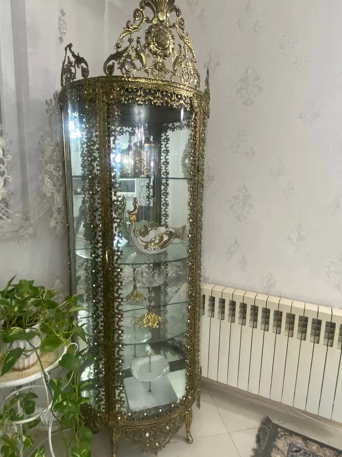 ویترین برنجی|بوفه، ویترین، کنسول|ری, عباس‌آباد|دیوار