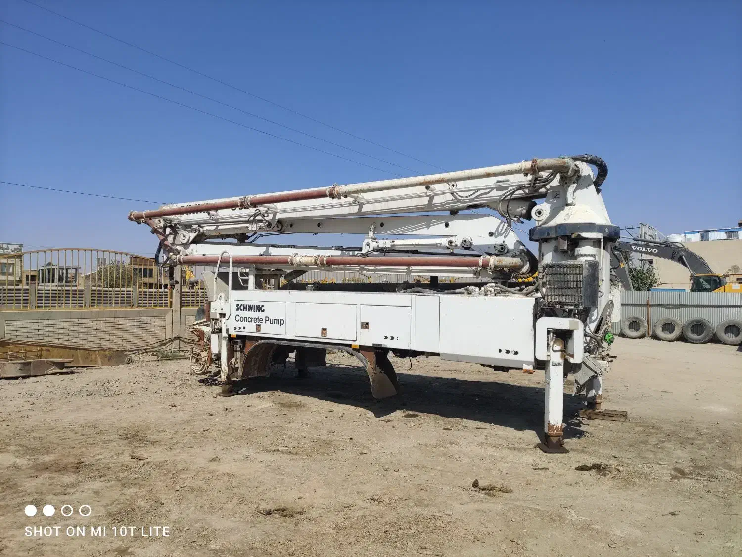 پمپ بتن شویینگ 36 متری مدل 2009|ماشین‌آلات صنعتی|ابریشم, |دیوار