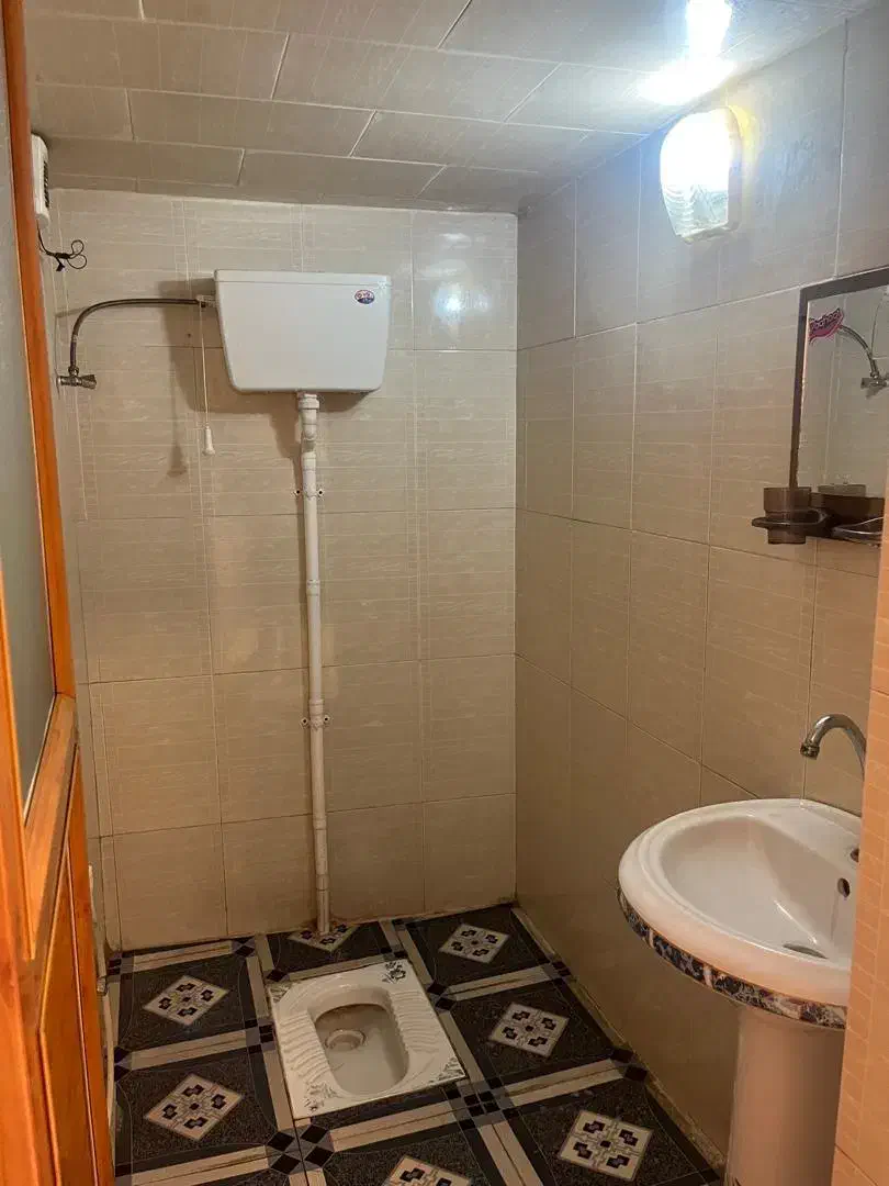 رهن و اجاره تجاری ۶۰متری|اجارهٔ مغازه و غرفه|شیراز, شهرک پرواز|دیوار