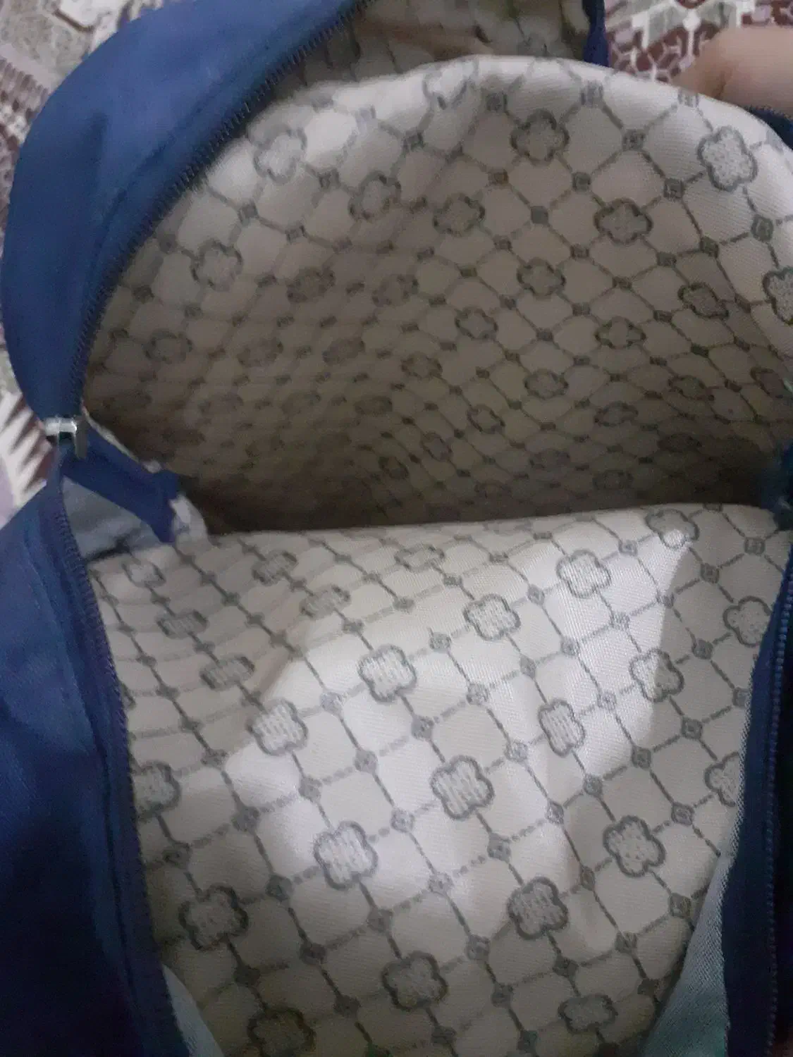 کیف مدرسه کلاس اول|کیف، کفش، کمربند|خوی, |دیوار