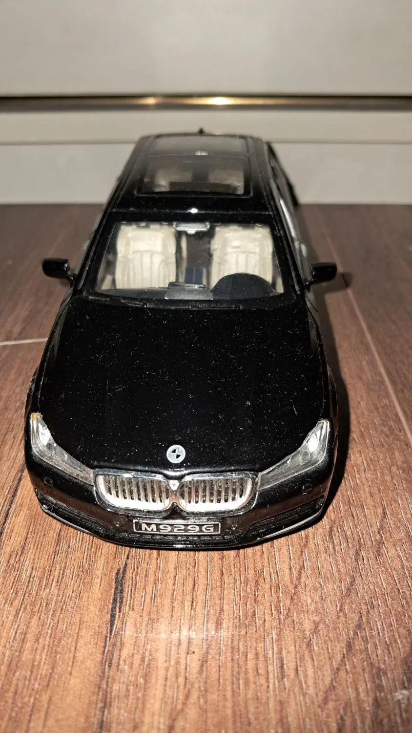 ماکت بی ام و 760LI limosin سایز ۱.۲۴|کلکسیون و سرگرمی|تهران, فدک|دیوار