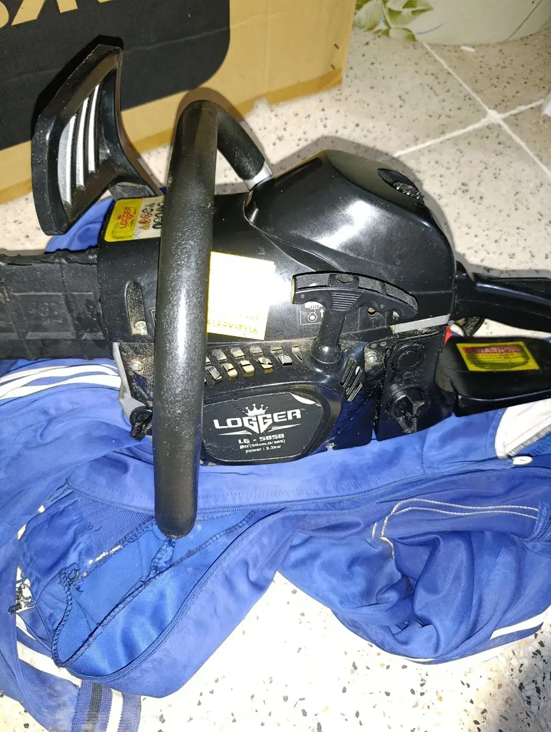 اره موتوری|ماشین‌آلات صنعتی|آغاجاری, |دیوار