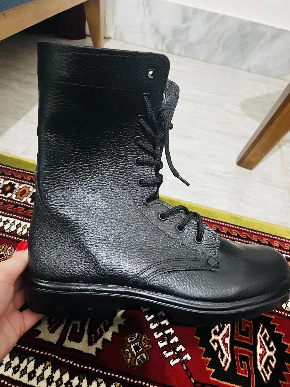 پوتین سربازی|کیف، کفش، کمربند|گنبد کاووس, |دیوار