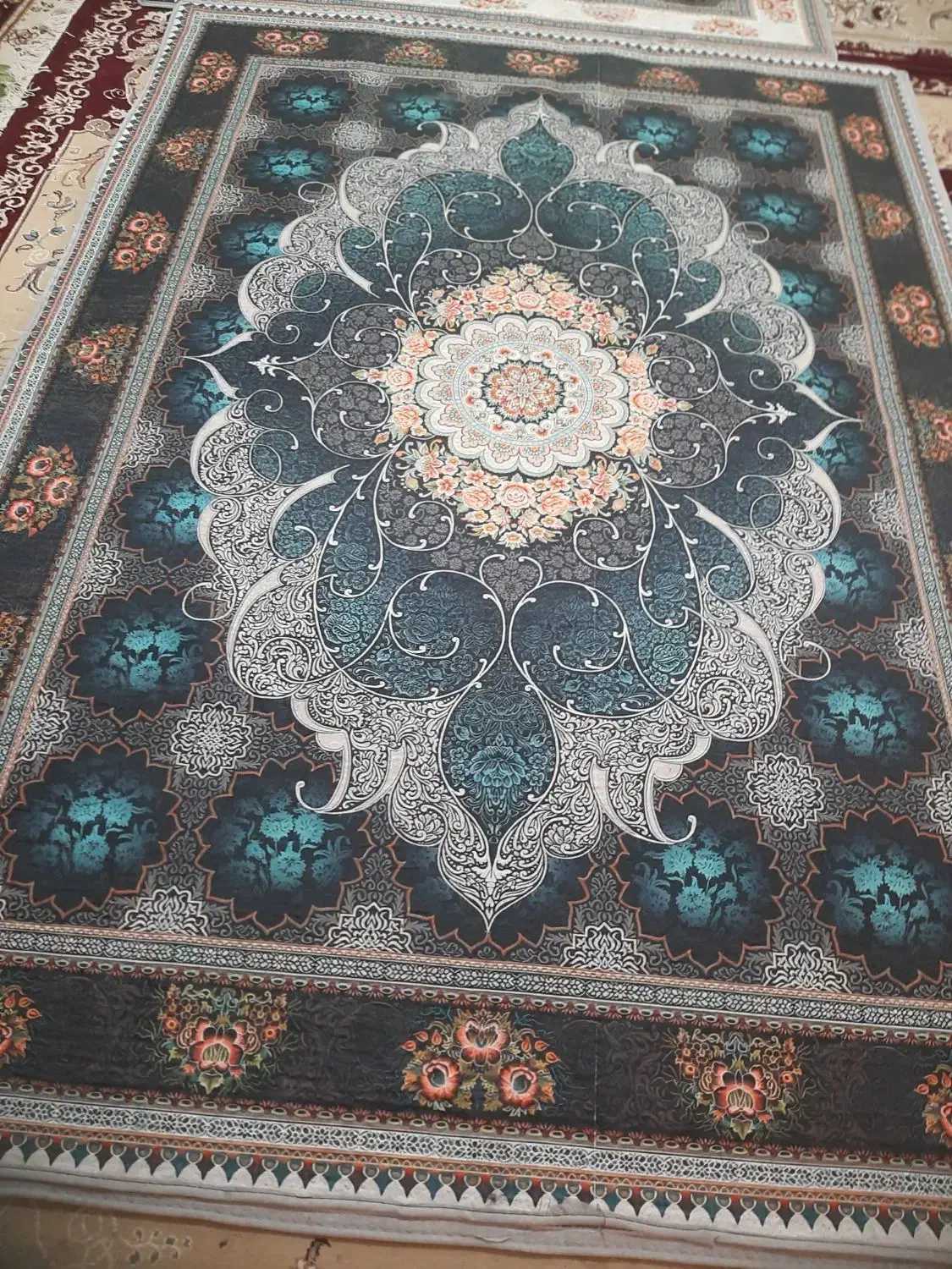 حراج پادری وطرح فرش|پادری|دهدشت, |دیوار