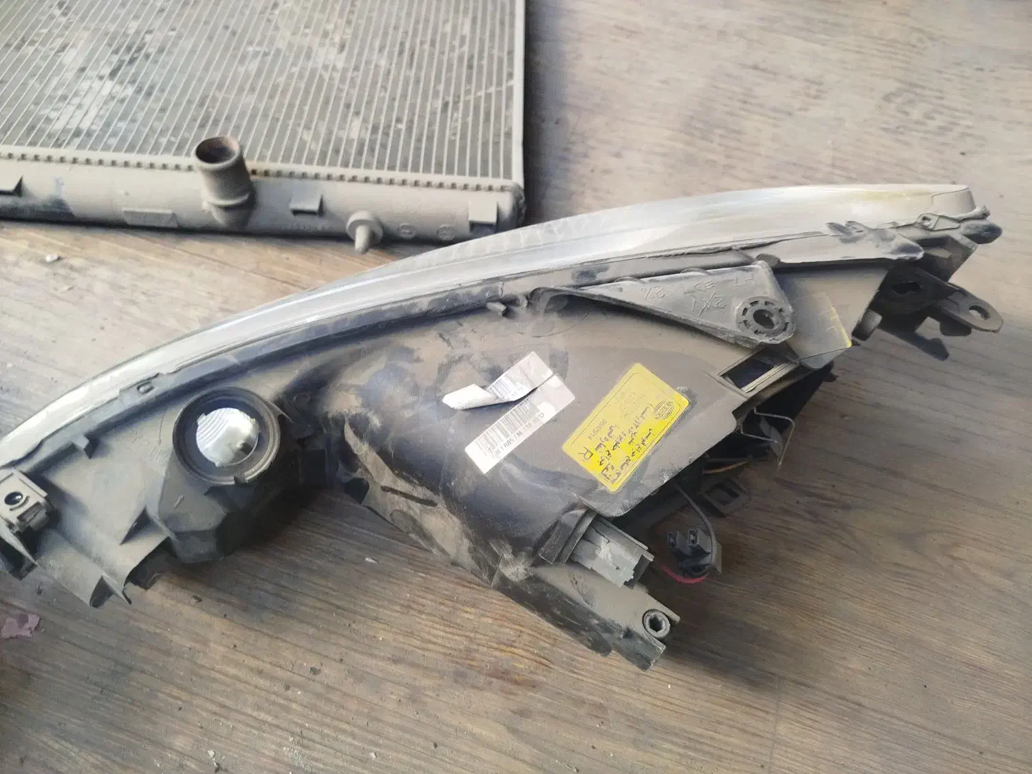 چراغ جلو و رادیات 206|قطعات یدکی و لوازم جانبی|چهاردانگه (تهران), |دیوار