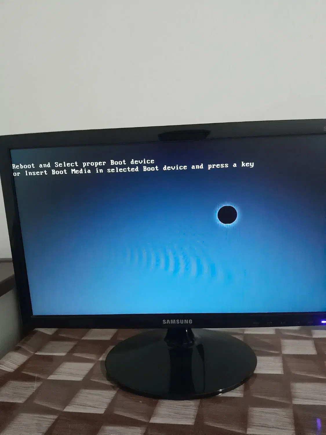 کامپیوتر|رایانه رومیزی|سقز, |دیوار