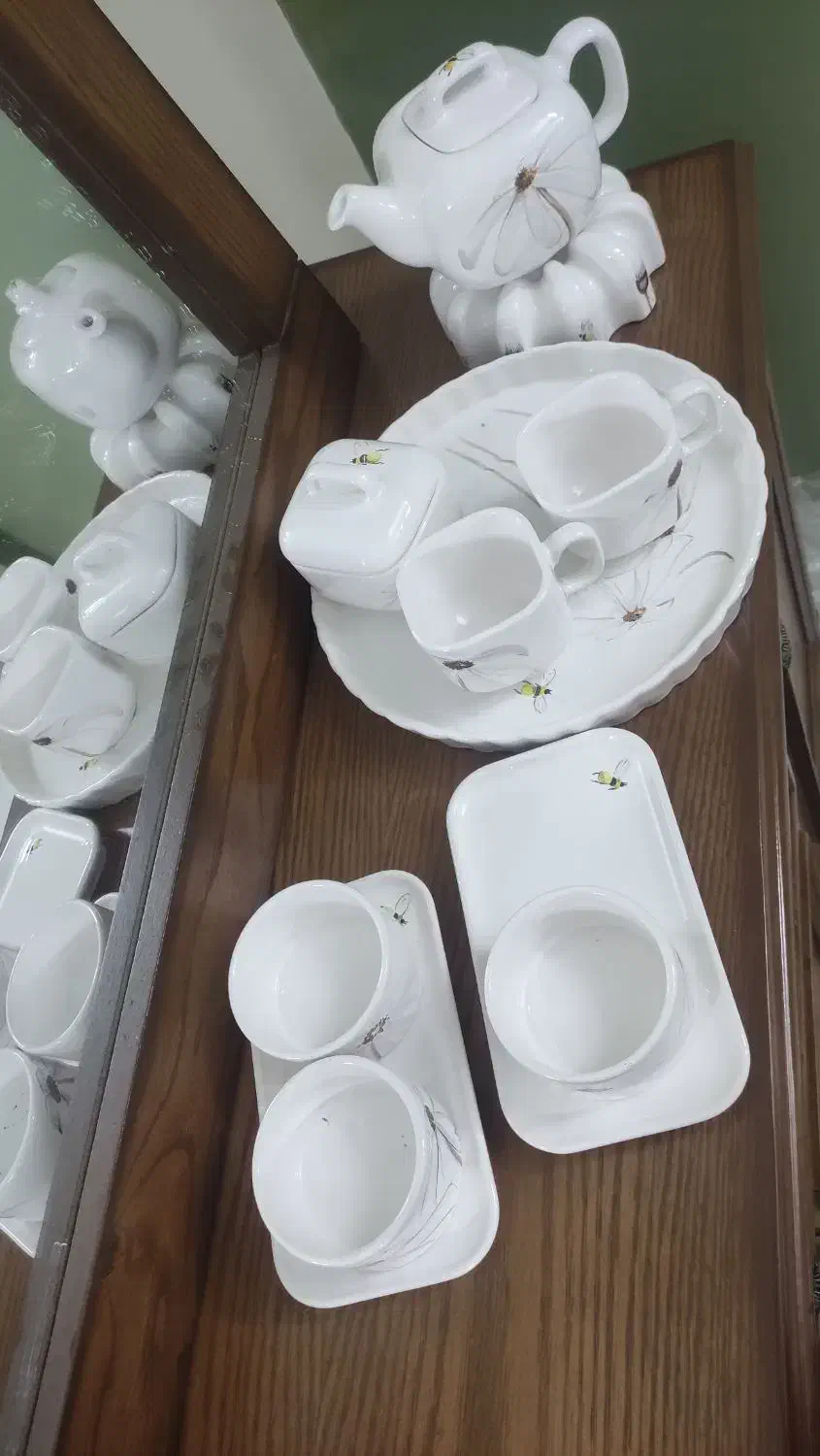 سرویس کامل|ظروف سرو و پذیرایی|مشهد, شفا|دیوار