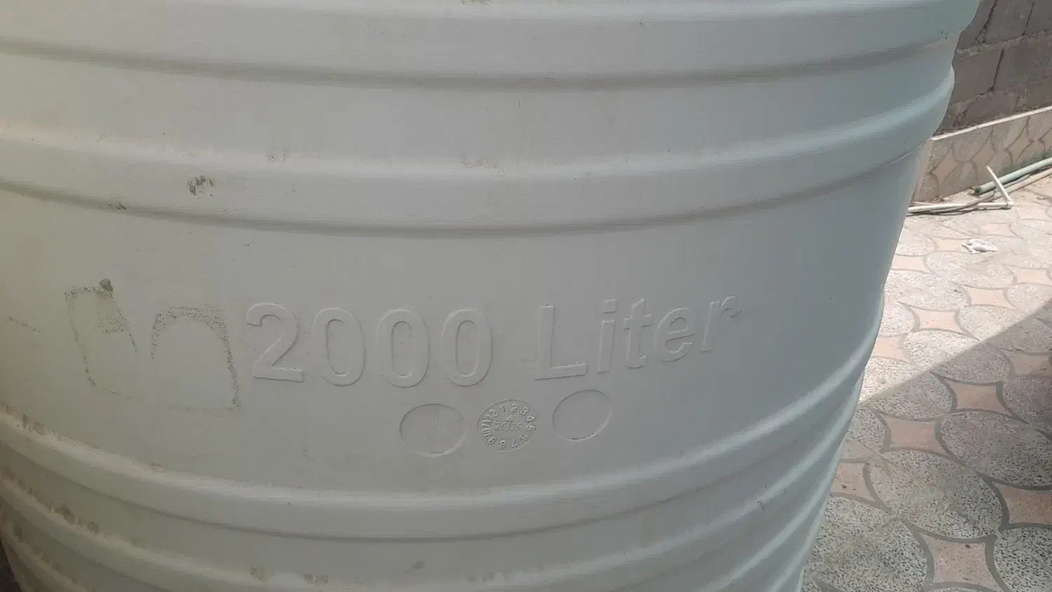 تانکر آب ۲۰۰۰ لیتری ضد جلبک۸.۵۰۰تومن کمتر نمیشه|مصالح و تجهیزات ساختمان|چابهار, |دیوار