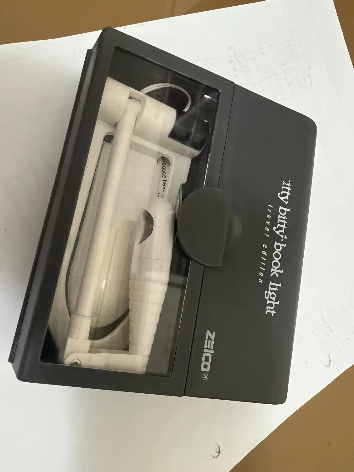 چراغ مطالعه پرتابل شارژی باتری خور آمریکایی|لوازم التحریر|تهران, شهرک بوعلی|دیوار