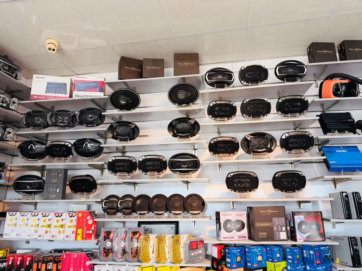 فروش ویژه لوازم جانبی خودروبه قیمت عمده|خدمات موتور و ماشین|بندرعباس, |دیوار