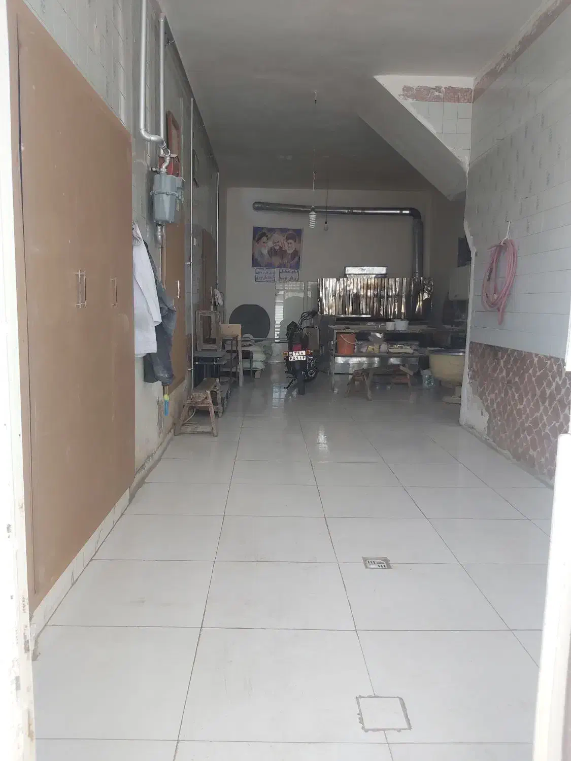 واگذازای یک ملک مساحت ۶۰ متر عرصه سه طبقه|فروش مغازه و غرفه|اهر, |دیوار