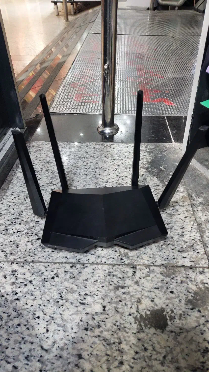 روتر، مودم،چهار انتن تندا|مودم و تجهیزات شبکه|قم, صفائیه|دیوار