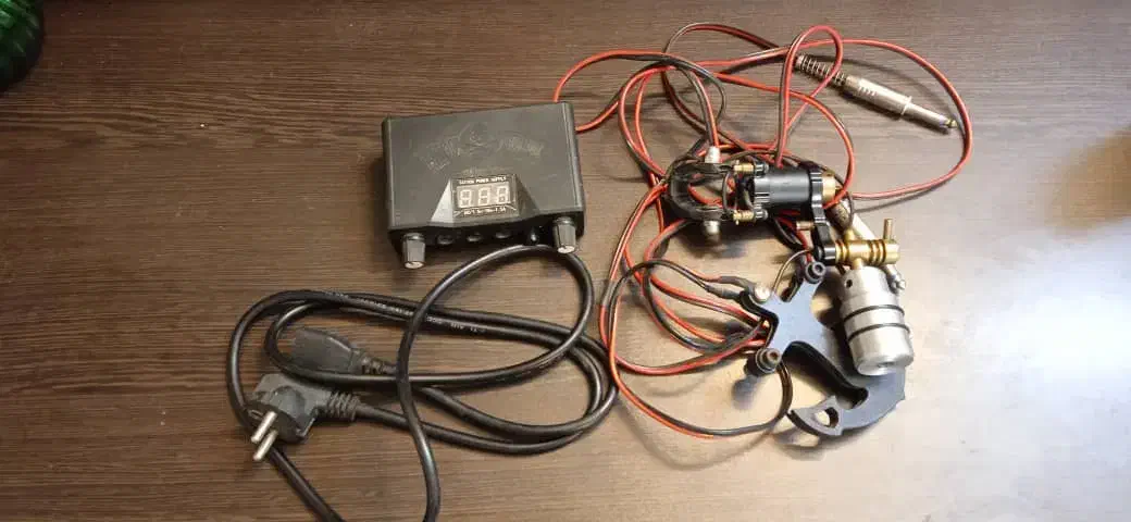 فروش ست کامل تَتـو حرفه‌ای|آرایشگاه و سالن‌های زیبایی|بابل, |دیوار