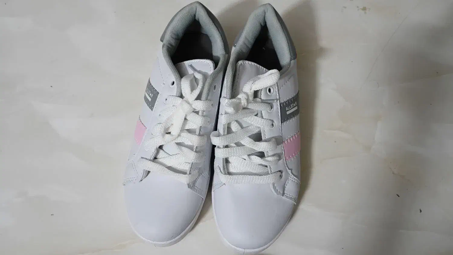 کفش|کیف، کفش، کمربند|بیرجند, |دیوار