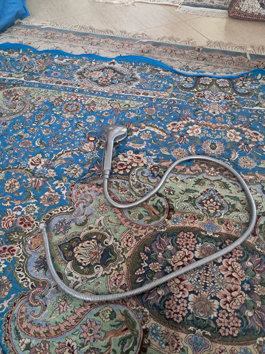 سر دوش حمام شلنگ کارکرده ۱۵۰تومان فروشی فوری|لوازم حمام|قم, بنیاد|دیوار