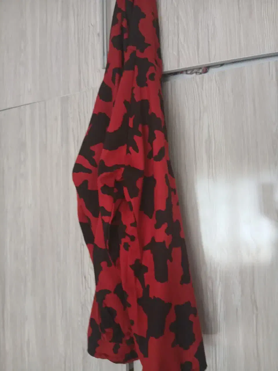 سوشرت زنانه سایز ۴۴تا ۴۶ بارانی فقط ۳۰۰|لباس|ارومیه, |دیوار