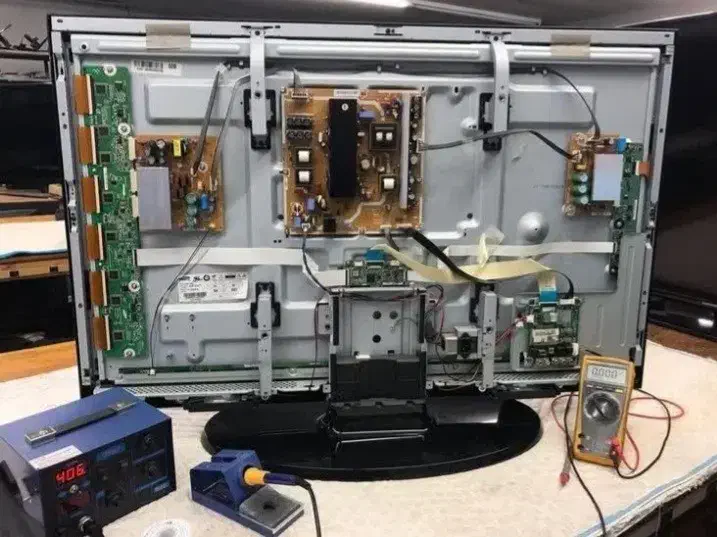 خرید، فروش ، تعمیرات تخصصی انواع مانیتور LED و LCD|قطعات و لوازم جانبی رایانه|قدس, شهر‌قدس|دیوار