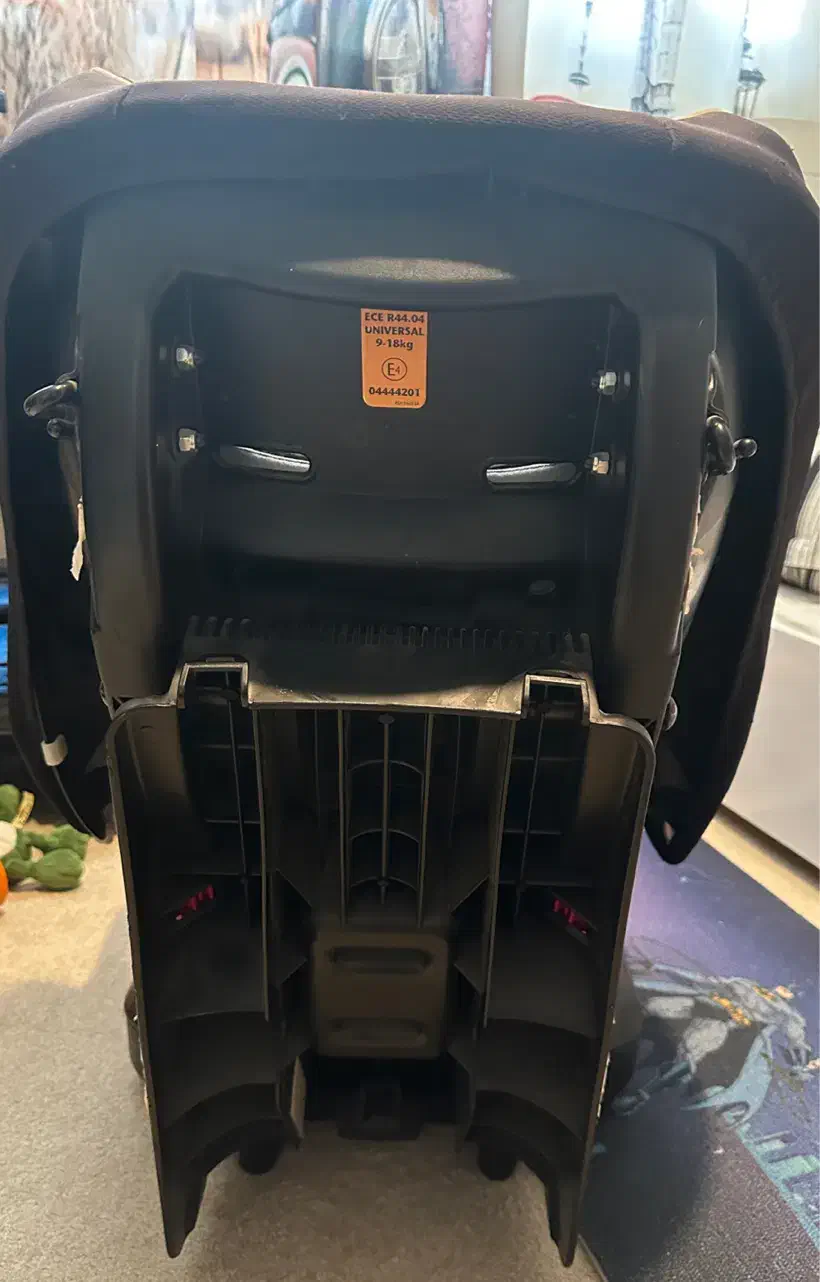 صندلی ماشین کودک|تخت و صندلی بچه|بابل, |دیوار