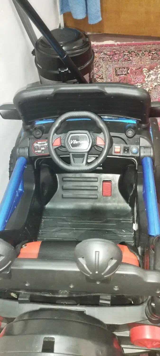 ماشین|اسباب‌بازی بچه|چترود, |دیوار