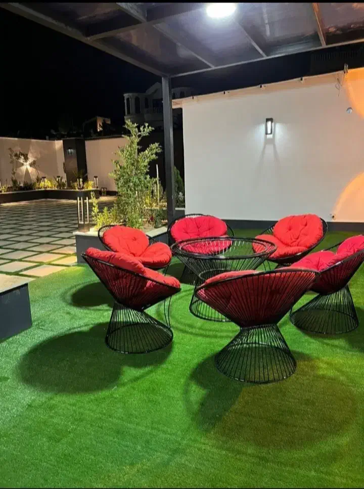 نصب چمن مصنوعی فنس برگی|گل مصنوعی|خرم‌آباد, |دیوار