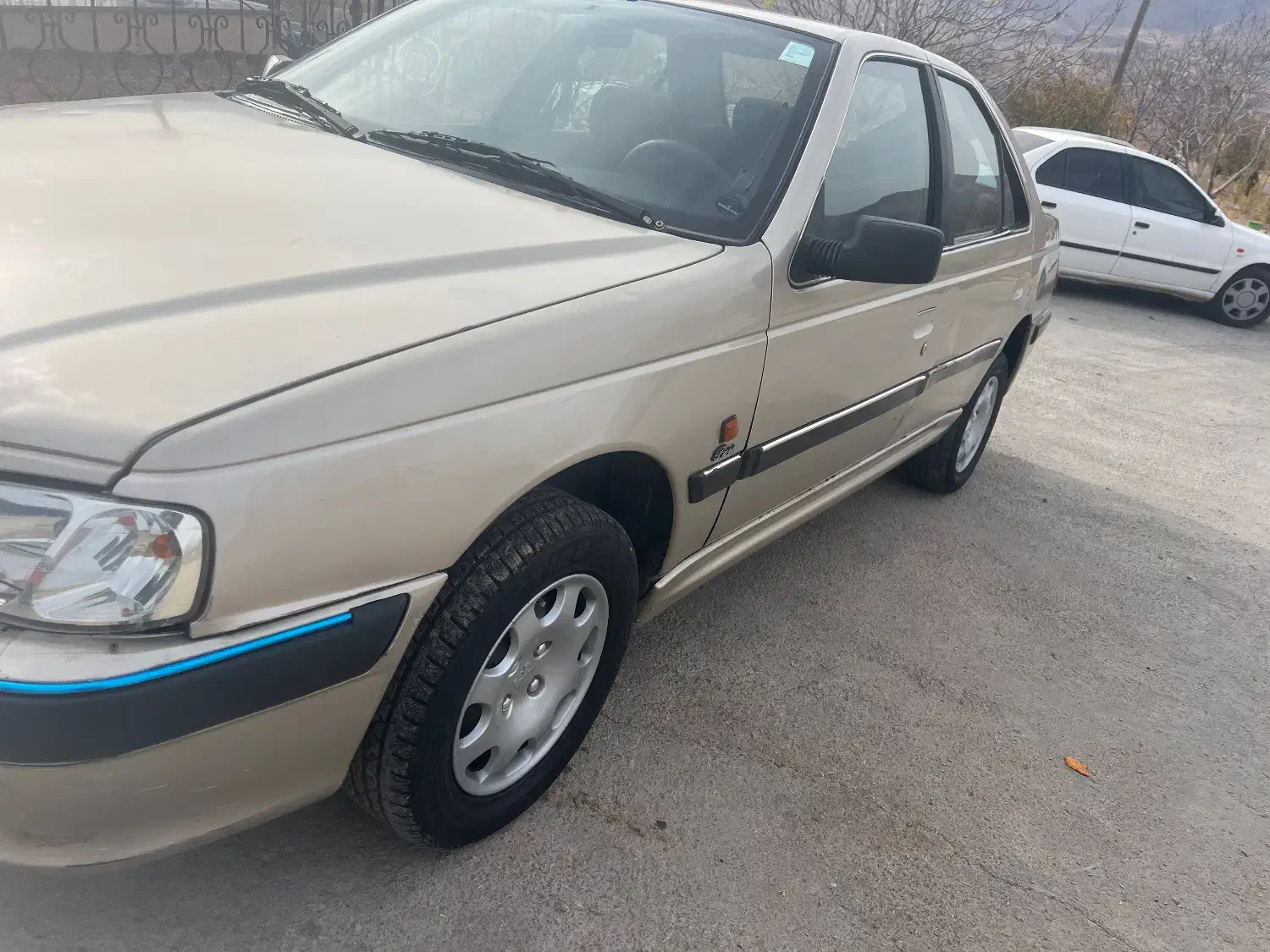 پارس ۸۵|خودرو سواری و وانت|اصفهان, مرداویج|دیوار