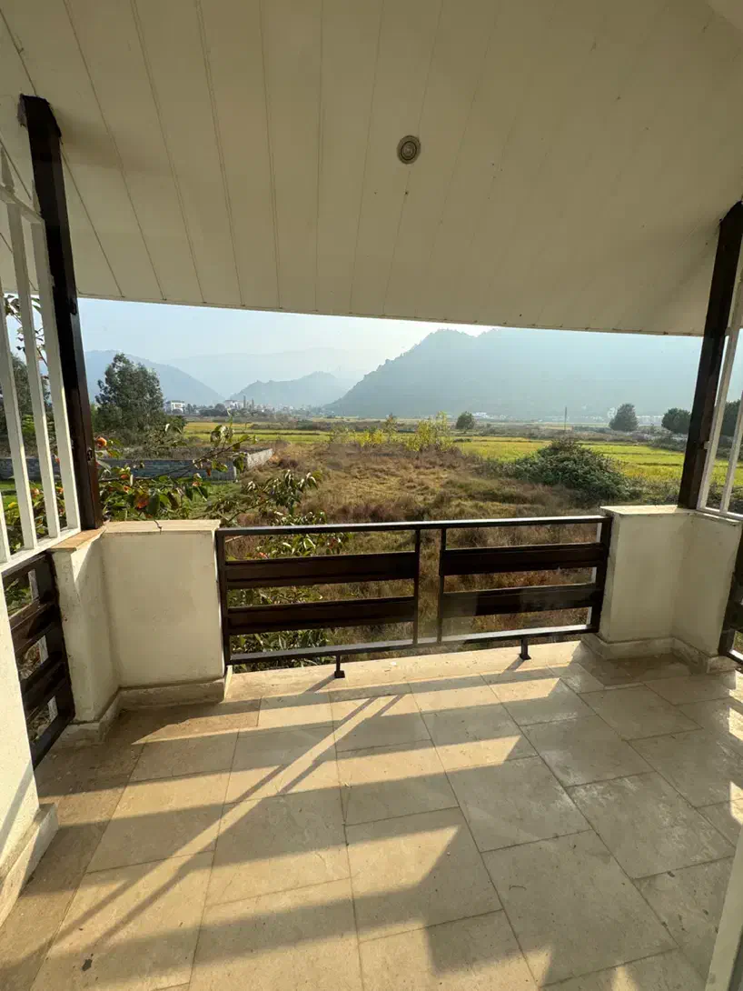 ویلا سه طبقه سند ششدانگ|فروش خانه و ویلا|چابکسر, |دیوار