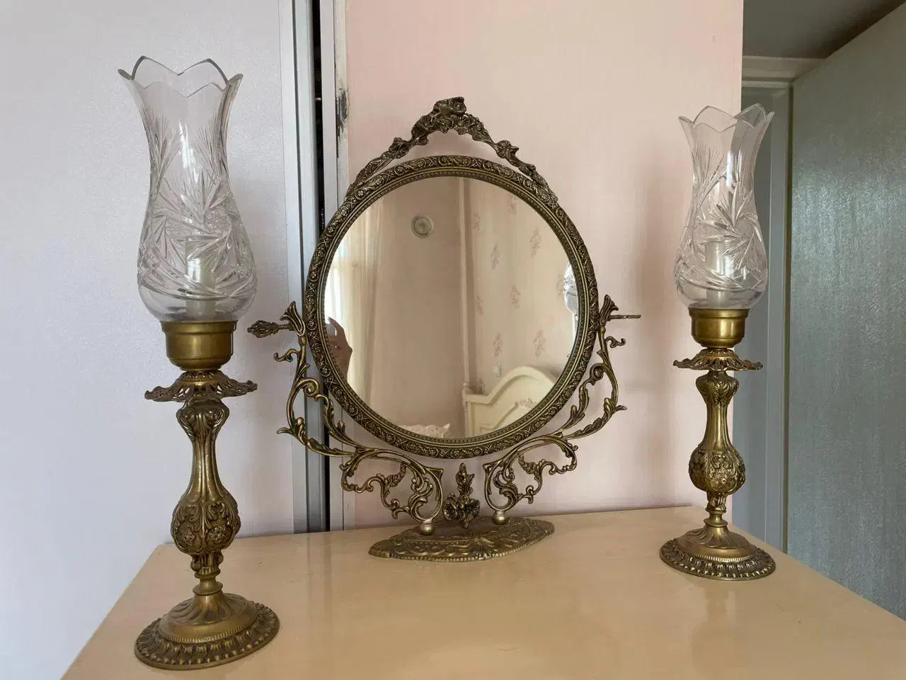 آینه و شمعدان|آینه|تهران, نارمک|دیوار