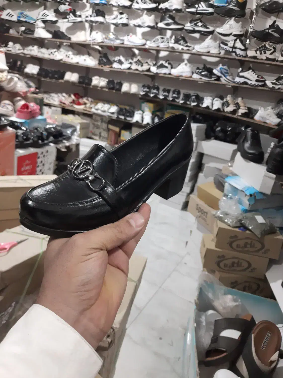 حراج کالج زیره پیو تمام طبی کار تبریز|کیف، کفش، کمربند|کامیاران, |دیوار