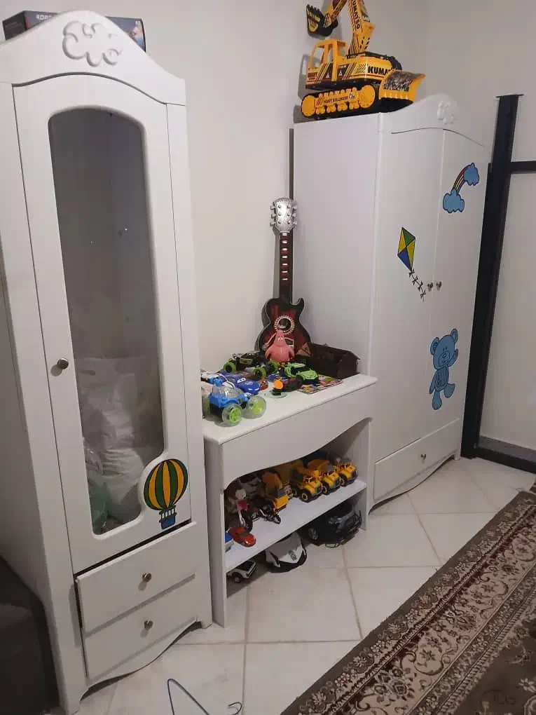 سرویس خواب کودک|تخت و صندلی بچه|پرند, فاز ۶|دیوار