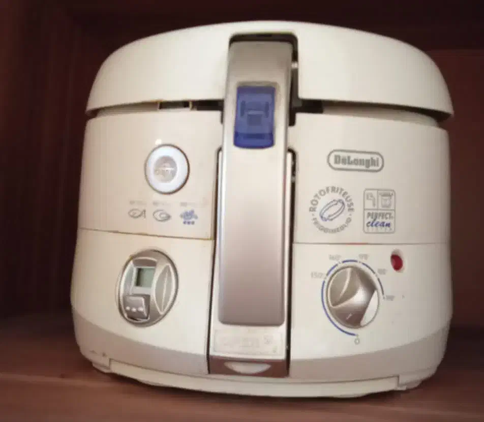 سرخ کن دلونگی آسانسوردار|ظروف پختوپز|تهران, آسمان|دیوار